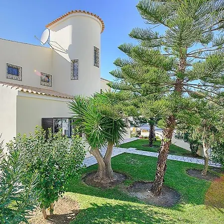 Sleeps 8 With Pool Air Con And Wifi * Gale de Cima